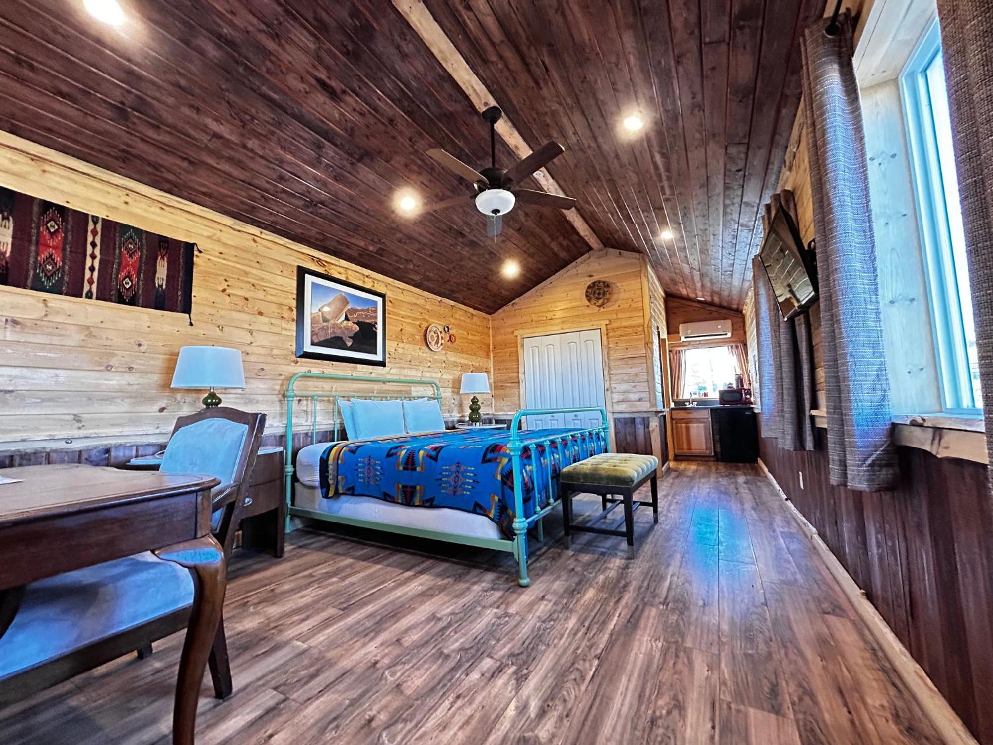 The Rim Rock Inn Торри Экстерьер фото