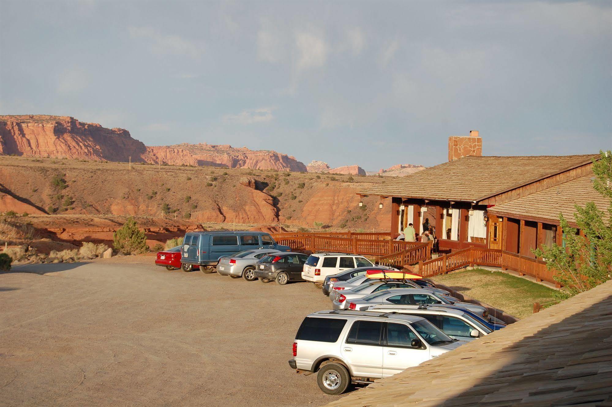 The Rim Rock Inn Торри Экстерьер фото